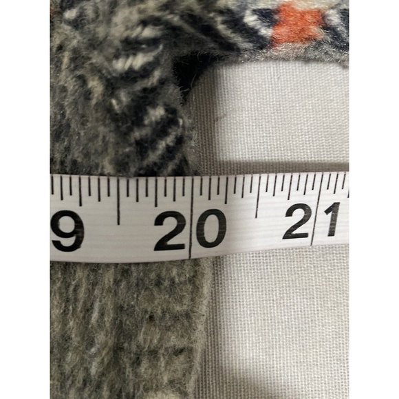 L.o.v.e Women’s Tartan Plaid Cardigan Gray Blue Sweater Size Small - Picture 3 of 10